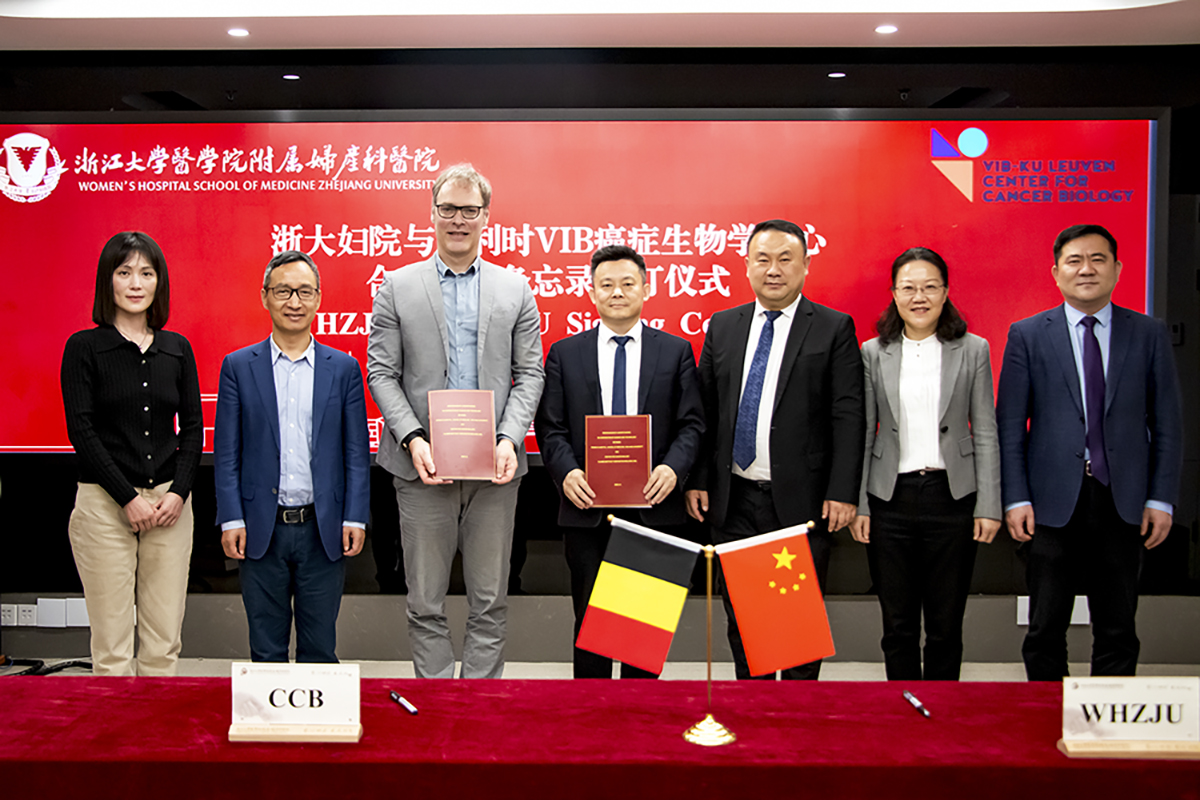 1.jpg 1.jpg